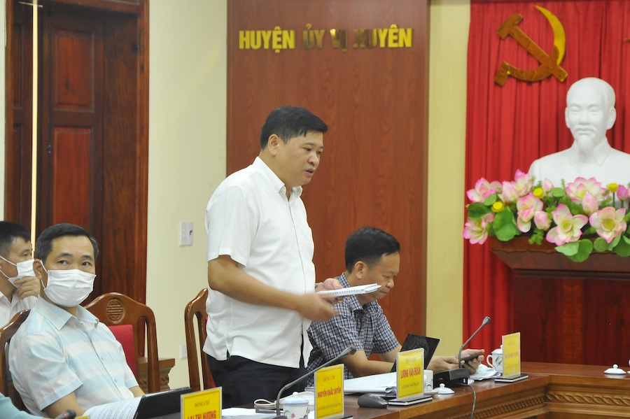 Giám đốc Sở Kế hoạch và Đầu tư Lương Văn Đoàn đề nghị huyện Vị Xuyên phát huy vai trò huyện động lực để đóng góp tích cực vào tăng trưởng của tỉnh.