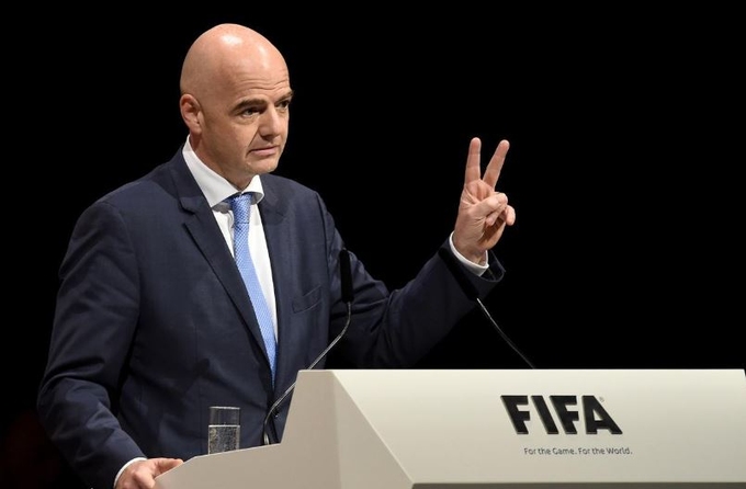 Chủ tịch FIFA Infantino khẳng định việc tổ chức World Cup hai năm một lần cần được nghiên cứu kỹ lưỡng trước khi có quyết định.