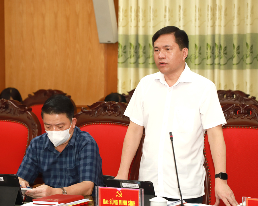 Trưởng ban Nội chính Tỉnh ủy Sùng Minh Sính đề nghị tăng cường chỉ đạo nắm chắc tình hình, tăng cường công tác tuyên truyền trong nhân dân.