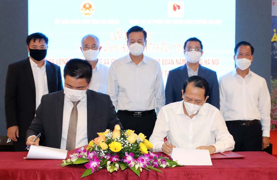 Ký kết chương trình hợp tác đầu tư phát triển du lịch giữa tỉnh Hà Giang với Công ty Cổ phần Tập đoàn Nam Cường.