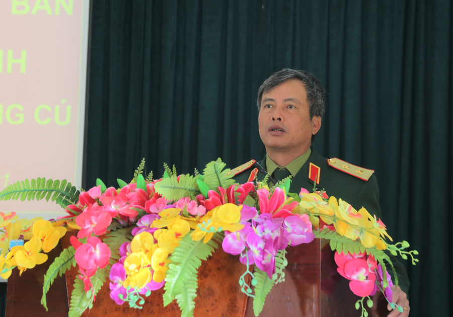 Trung tướng Nguyễn Hải Hưng phát biểu tại buổi làm việc với Đồn Biên phòng Lũng Cú.