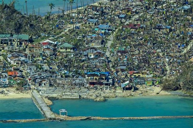 Cảnh tàn phá do bão Rai ở tỉnh Surigao del Norte (Philippines), ngày 17/12/2021.