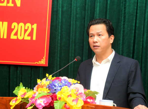Bí thư Tỉnh ủy Đặng Quốc Khánh phát biểu chỉ đạo tại hội nghị.