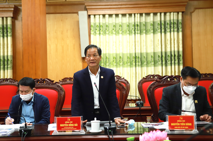 Giám đốc Sở Văn hóa, thể thao và du lịch Nguyễn Hồng Hải đóng góp ý kiến tại buổi làm việc