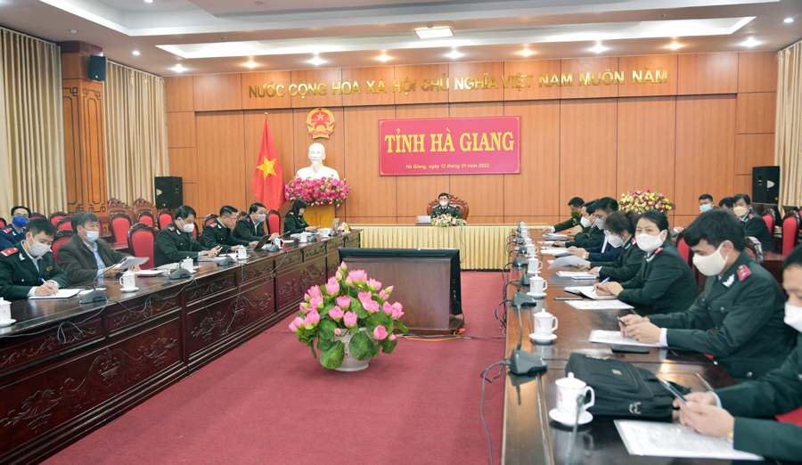 Toàn cảnh hội nghị trực tuyến tại điểm cầu tỉnh Hà Giang.