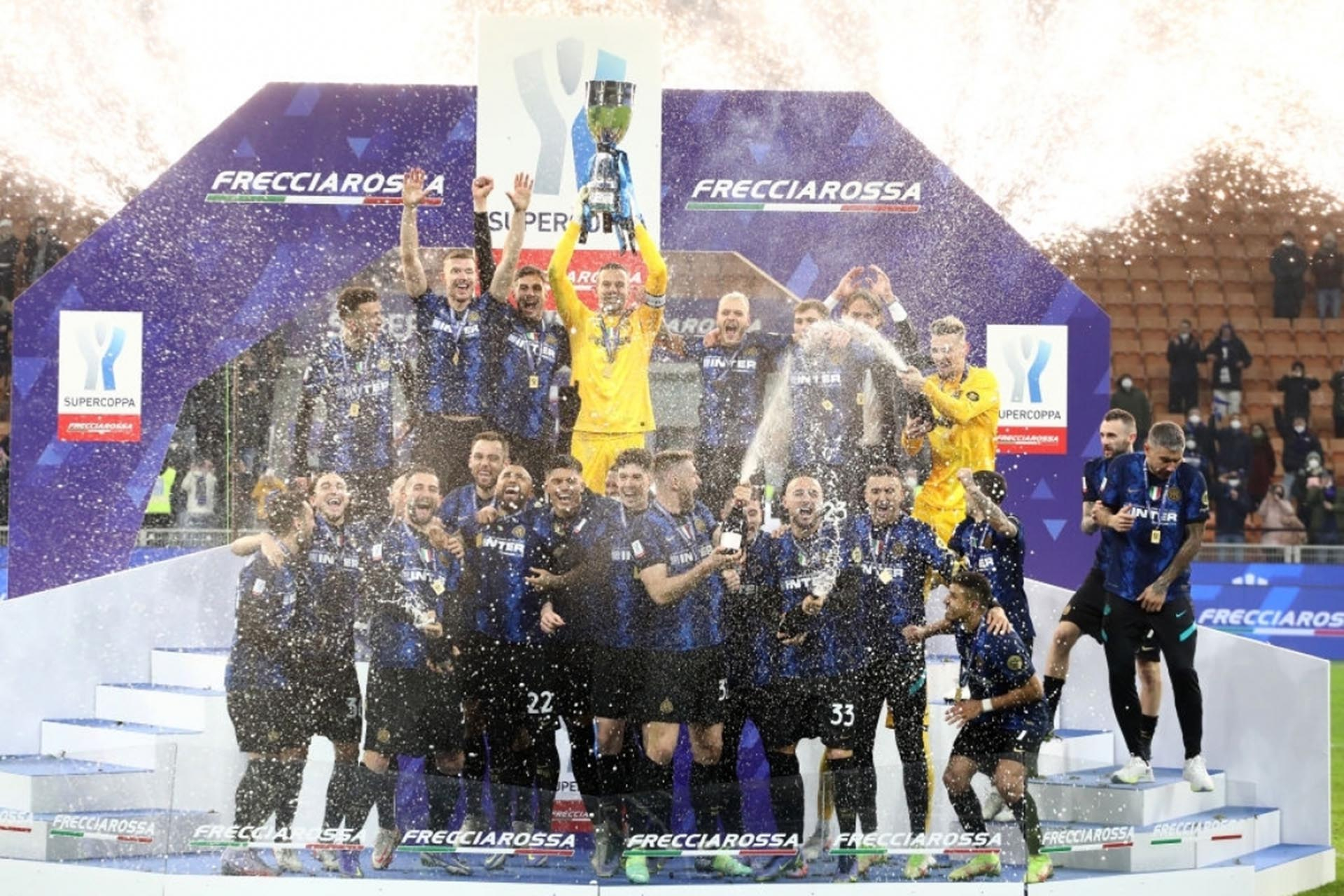 Inter lần thứ 6 đăng quang Siêu Cúp Italia.