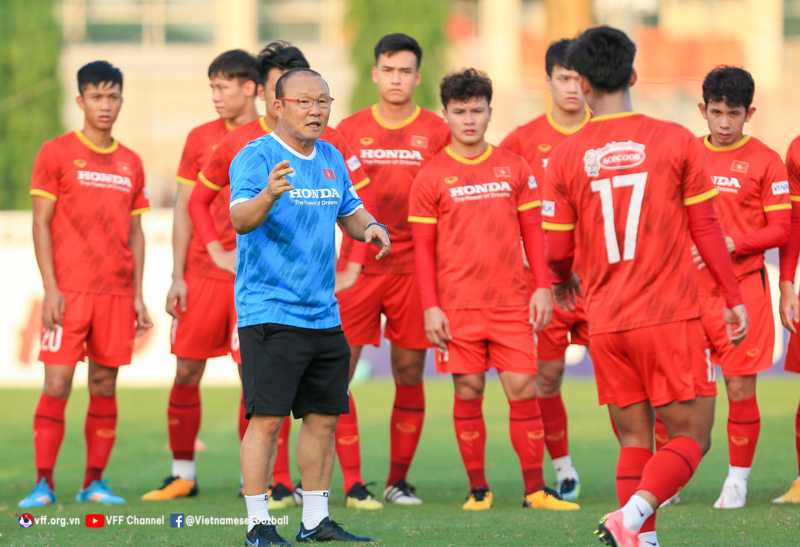 Đội tuyển Việt Nam hội quân trở lại chuẩn bị đấu đội tuyển Australia vào ngày 27-1 tới.
