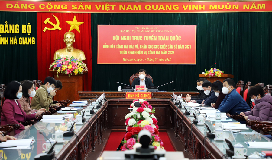 Đồng chí Nguyễn Mạnh Dũng, Phó Bí thư Tỉnh ủy dự tại điểm cầu Hà Giang.